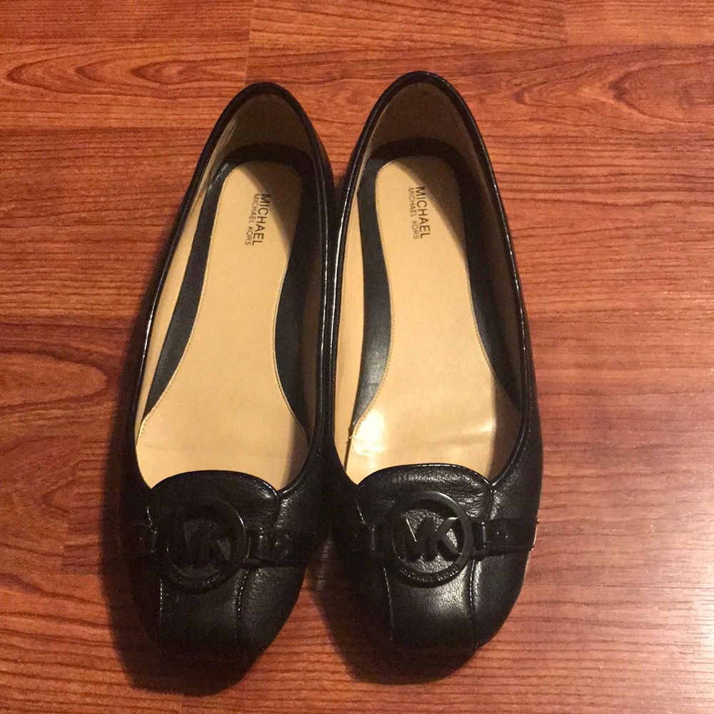 Michael Kors flats